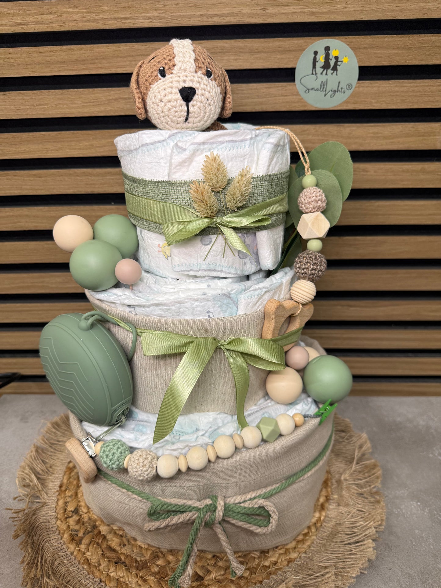 Windeltorte neutral mit Name, Tiermotive, habdgemacht