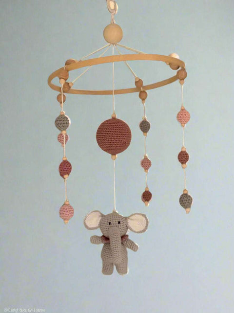 [Product Name] – Liebevoll handgemachtes Babygeschenk von Small Lights