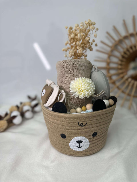 [Product Name] – Liebevoll handgemachtes Babygeschenk von Small Lights