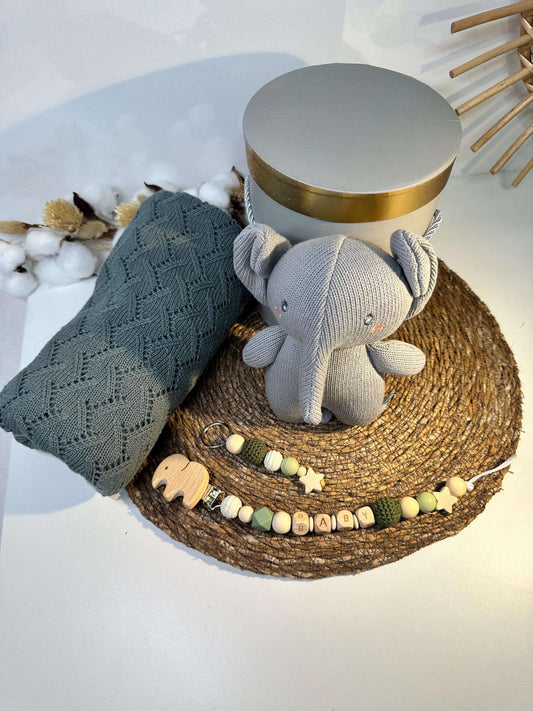 [Product Name] – Liebevoll handgemachtes Babygeschenk von Small Lights