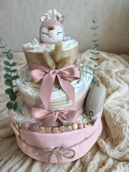 Deer themed diaper cake in pink forest style – Windeltorte Waldprinzessin Reh in Rosatönen